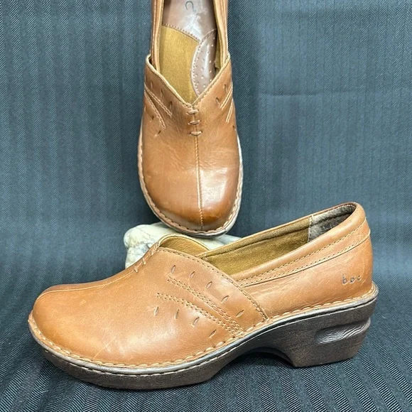 B.o.c Women’s Tan Leather Clogs sz 9M B.O.C. Womens Leather Clogs Polly Mules Shoes Size 9M Brown  main image 4